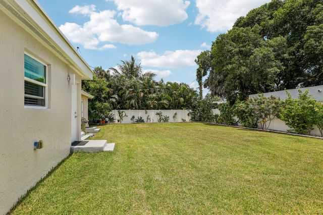 2001 N 22ND Avenue, Hollywood, FL 33020