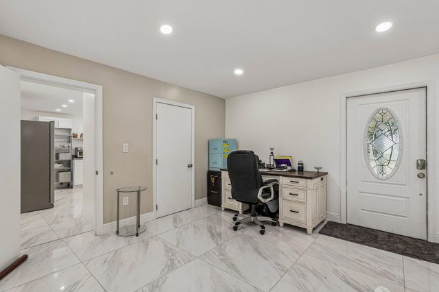 2001 N 22ND Avenue, Hollywood, FL 33020