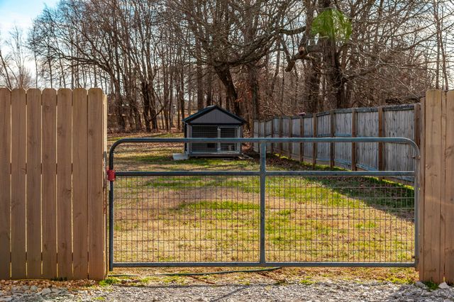 164 Shaub Rd, Portland, TN 37148