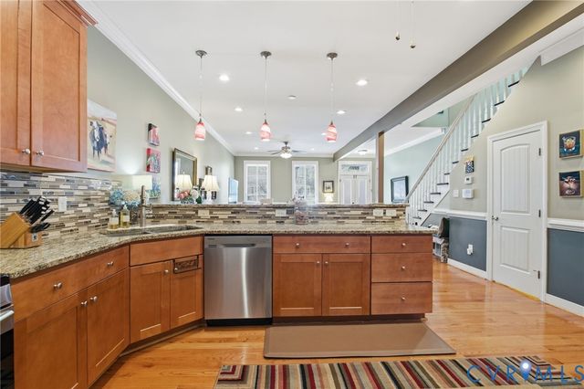 2220 Jefferson Ave, Richmond, VA 23223