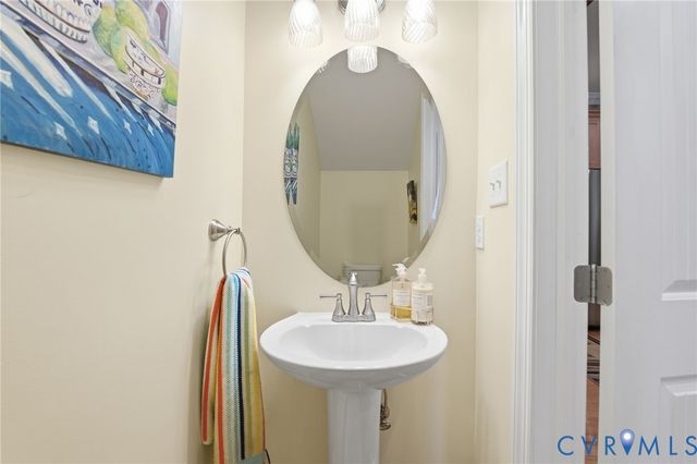 2220 Jefferson Ave, Richmond, VA 23223