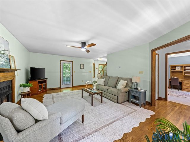 12918 Devette Dr, Chesterfield, VA 23838