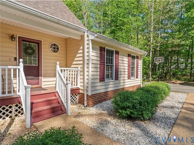 12918 Devette Dr, Chesterfield, VA 23838