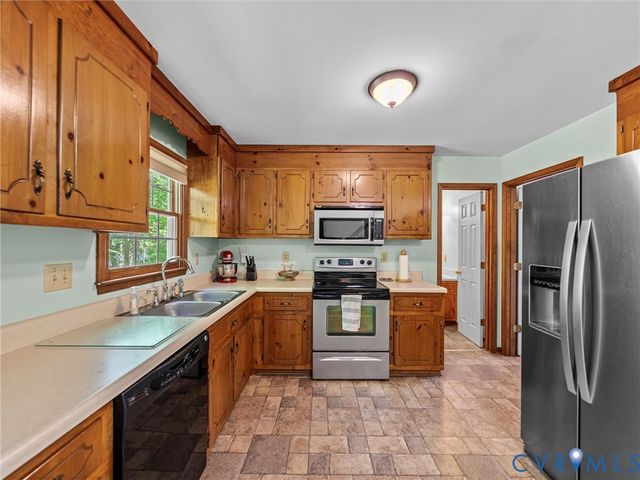 12918 Devette Dr, Chesterfield, VA 23838