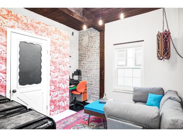 3733 N Franklin St, Denver, CO 80205
