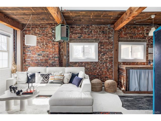 3733 N Franklin St, Denver, CO 80205