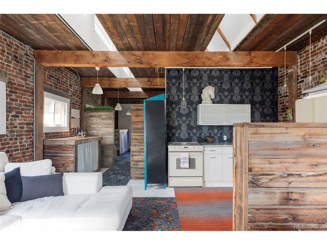 3733 N Franklin St, Denver, CO 80205