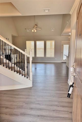 7701 SW Marshall DR, Lawton, OK 73505