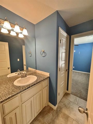 7701 SW Marshall DR, Lawton, OK 73505