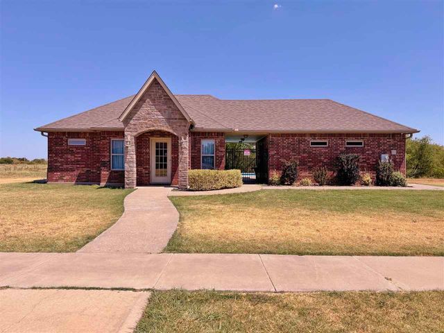 7701 SW Marshall DR, Lawton, OK 73505