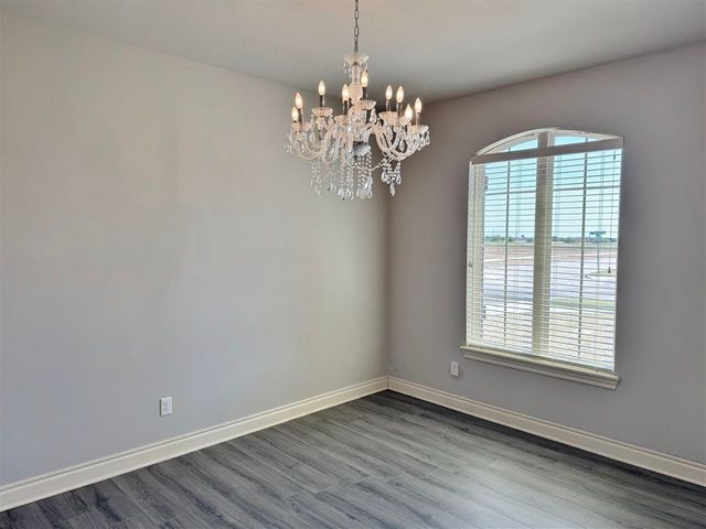 7701 SW Marshall DR, Lawton, OK 73505