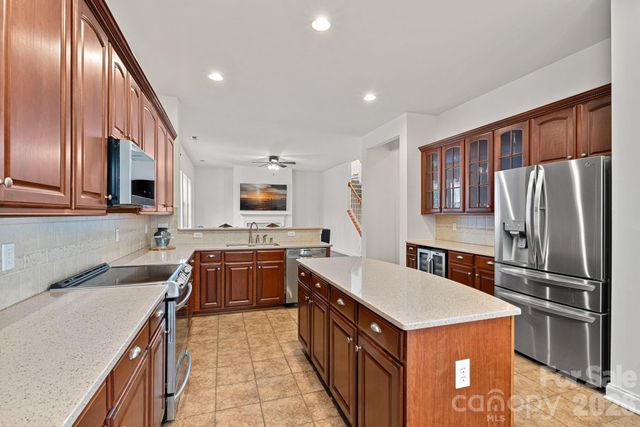 9927 Daufuskie Drive, Charlotte, NC 28278