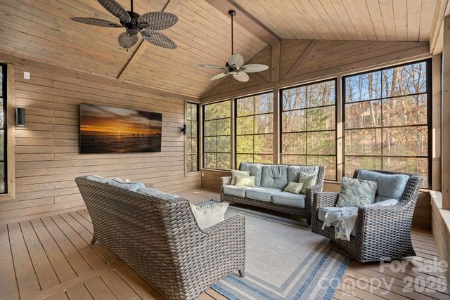 9927 Daufuskie Drive, Charlotte, NC 28278