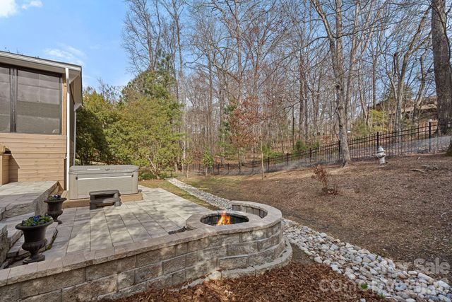 9927 Daufuskie Drive, Charlotte, NC 28278