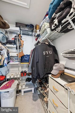 18255 SUMMIT POINTE DR, Triangle, VA 22172