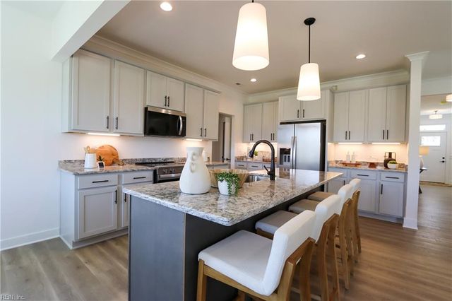12177 Ava LN, Windsor, VA 23487