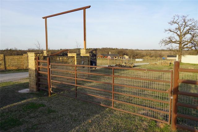 S Westminster Road, Guthrie, OK 73044