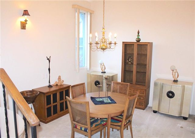 1128 NE 97th Place, Kansas City, MO 64155