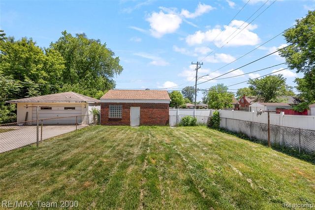 18900 Forrer Street, Detroit, MI 48235
