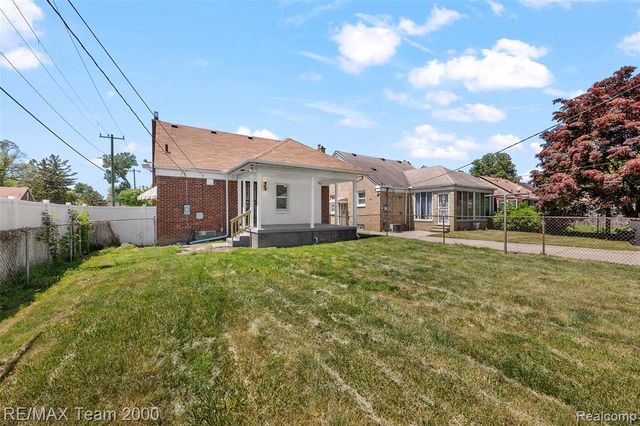 18900 Forrer Street, Detroit, MI 48235
