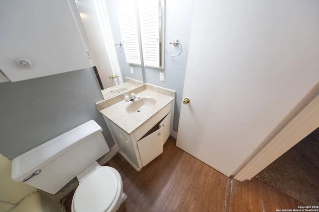 170 De Chantle Rd Apt 709, San Antonio, TX 78201