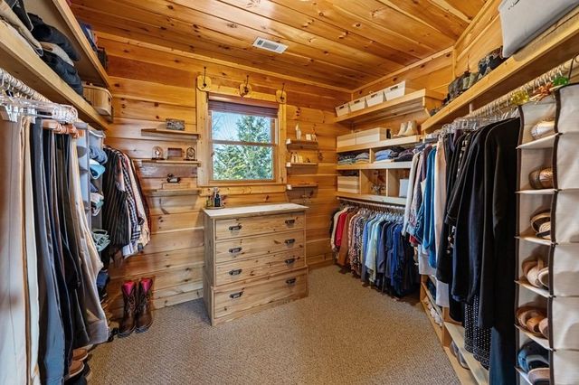 218 Chickadee Drive, Blue Ridge, GA 30513