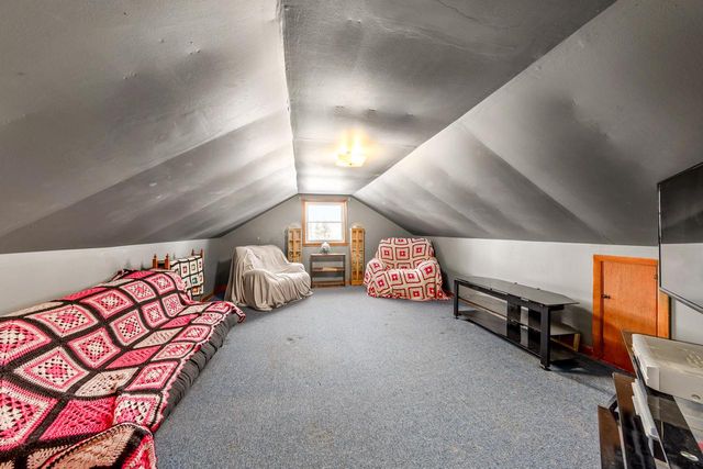 N6335 County Road E, Oconomowoc, WI 53066