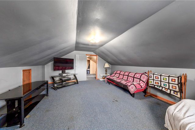 N6335 County Road E, Oconomowoc, WI 53066