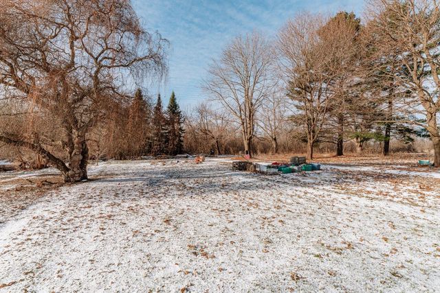 N6335 County Road E, Oconomowoc, WI 53066