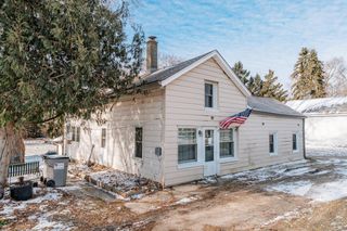 N6335 County Road E, Oconomowoc, WI 53066