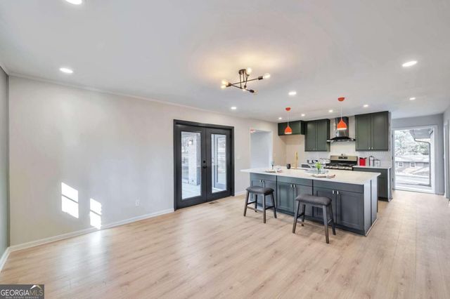 823 Prince Avenue, Marietta, GA 30062