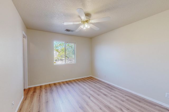 3473 Martin Meadows Drive NE, Rio Rancho, NM 87144