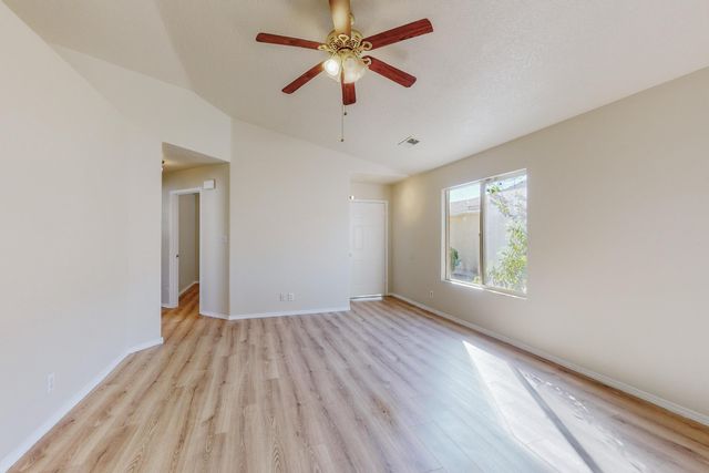 3473 Martin Meadows Drive NE, Rio Rancho, NM 87144