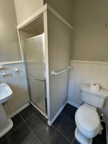 387 Albert Avenue, Shreveport, LA 71105