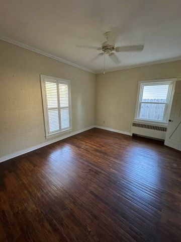 387 Albert Avenue, Shreveport, LA 71105