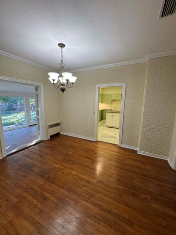 387 Albert Avenue, Shreveport, LA 71105