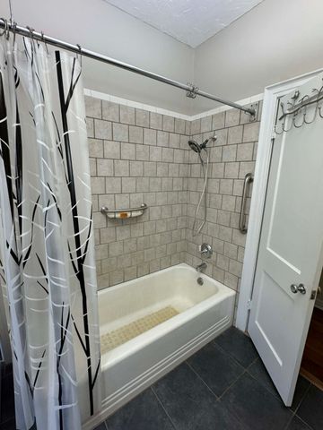 387 Albert Avenue, Shreveport, LA 71105