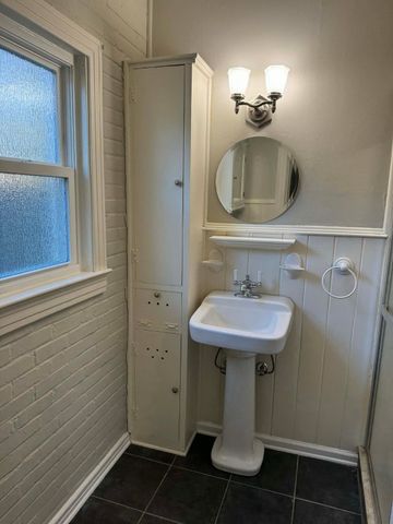 387 Albert Avenue, Shreveport, LA 71105