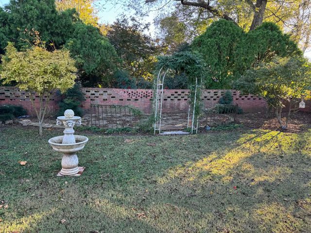 387 Albert Avenue, Shreveport, LA 71105