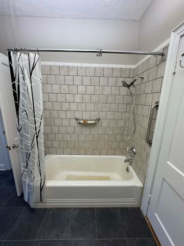 387 Albert Avenue, Shreveport, LA 71105