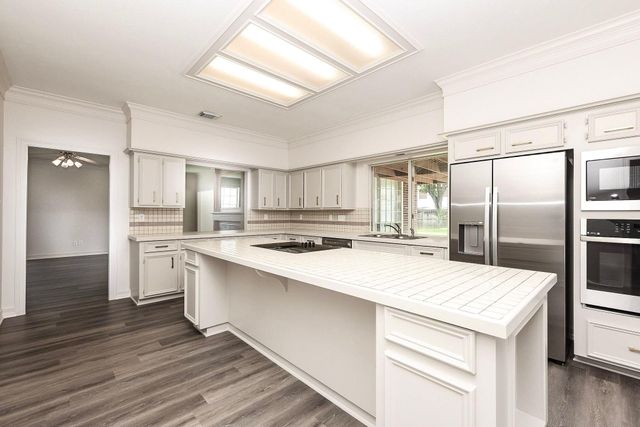 11102 Brook Mill Court, Houston, TX 77065