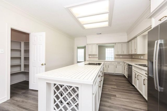 11102 Brook Mill Court, Houston, TX 77065