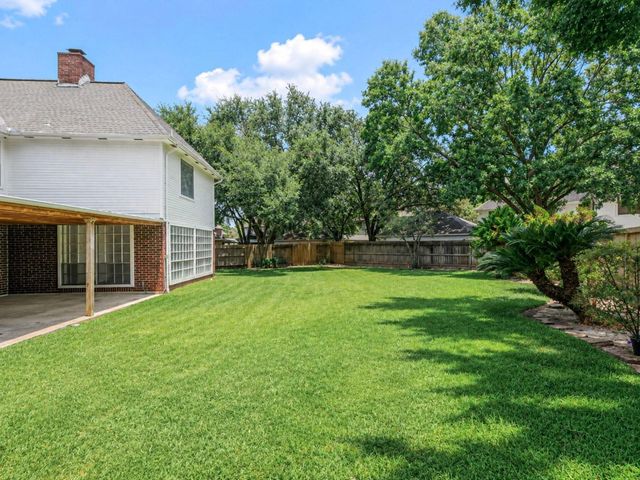 11102 Brook Mill Court, Houston, TX 77065