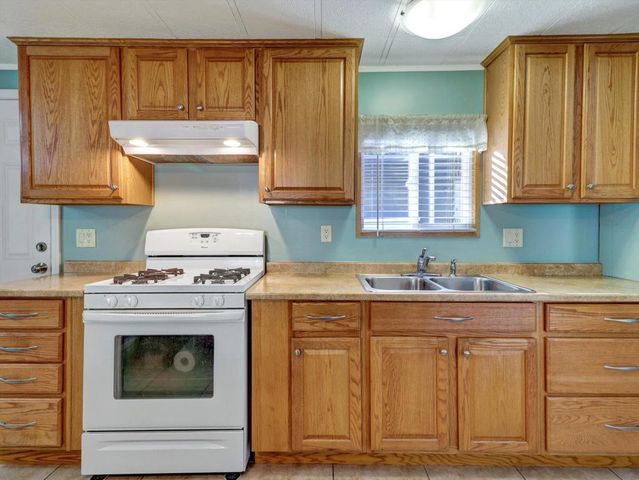 3 Hoover, Cathedral City, CA 92234