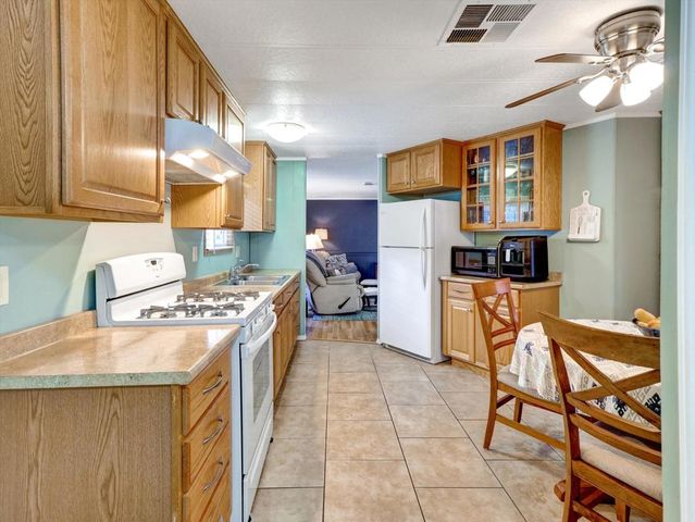 3 Hoover, Cathedral City, CA 92234