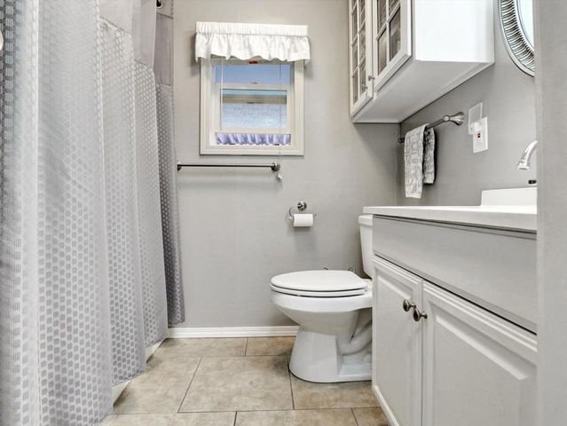 3 Hoover, Cathedral City, CA 92234