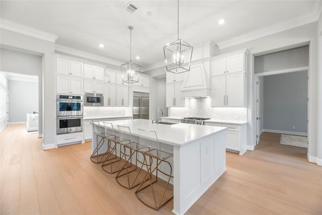 4306 Worthington Drive, Spring, TX 77386