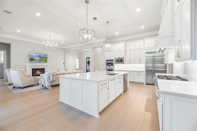 4306 Worthington Drive, Spring, TX 77386