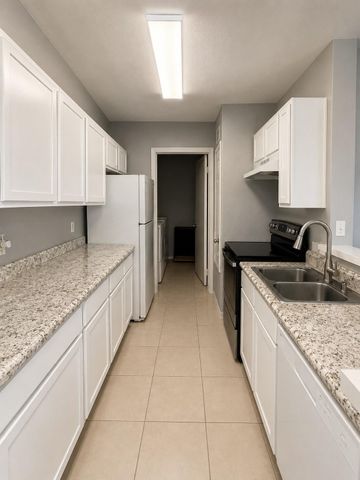 10843 Braes Bend Drive, Houston, TX 77071