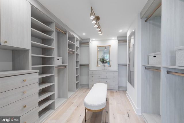 14925 DISPATCH ST, Rockville, MD 20850